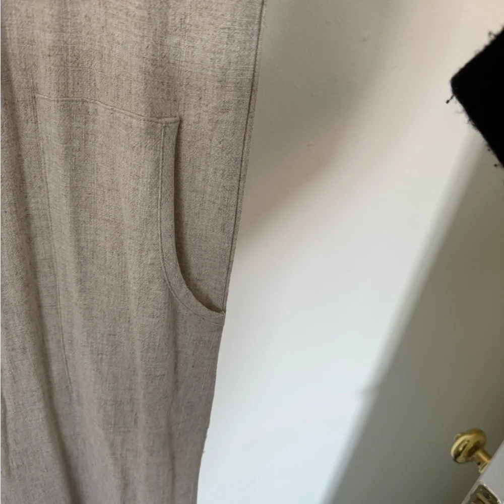 Treasure & Bond Linen-Blend Sleeveless Wide-Leg Jumpsuit in Cream - Picture 4 of 9